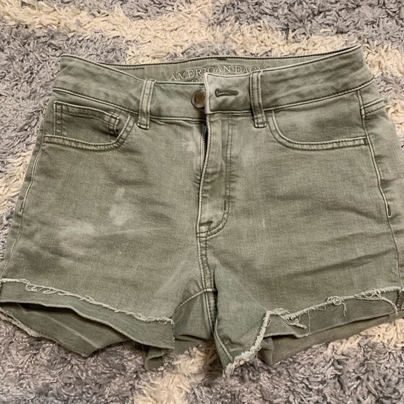 American Eagle hi-rise shorts - olive green - Picture 1 of 3